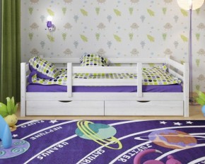 Детская кровать из массива березы Соня-5 (Белый/Лак) в Заречном - zarechnyy.ok-mebel.com | фото 1