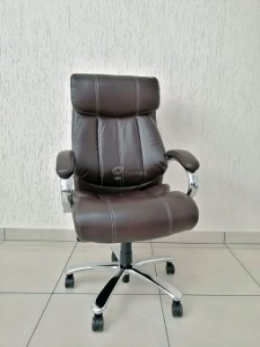 Кресло Barneo K-303 для руководителя (коричневая экокожа) в Заречном - zarechnyy.ok-mebel.com | фото 1
