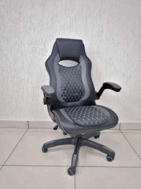Кресло геймерское Barneo K-37 (черная кожа серые вставки) в Заречном - zarechnyy.ok-mebel.com | фото